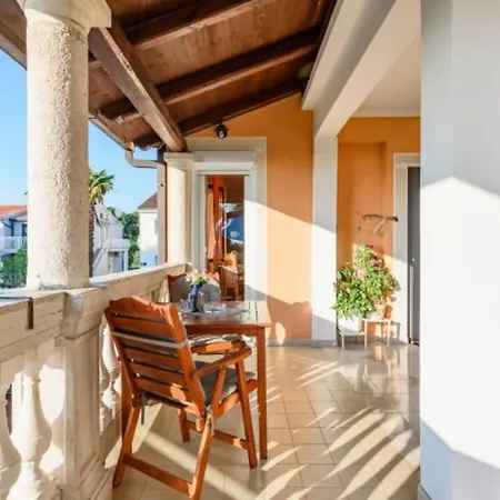 Apartment Premium Bianca